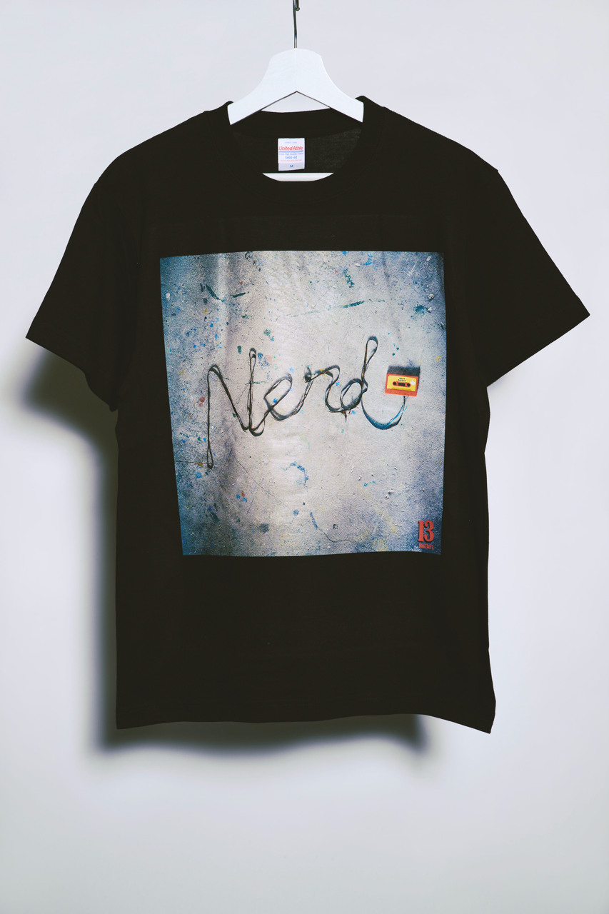 Rol3ert Artwork Tシャツ「Nerd」